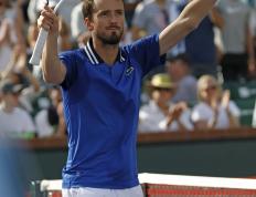 PG电子试玩官网-美国网球队逆转欧洲网球队，梅德韦杰夫高光表现