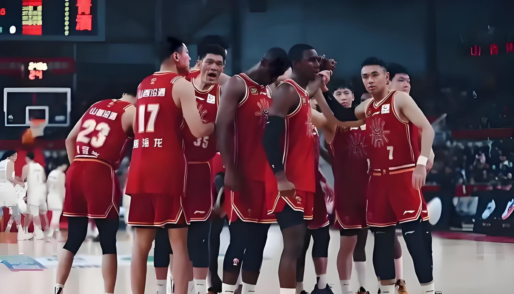 PG电子试玩官网-篮球赛场风云变幻,劲敌相继被逆转